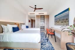 One Bedroom Ocean View with Twin Beds
