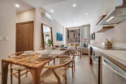 Spacious 2BR Ground-Floor Stay in Las Arenas | Ideal for Families