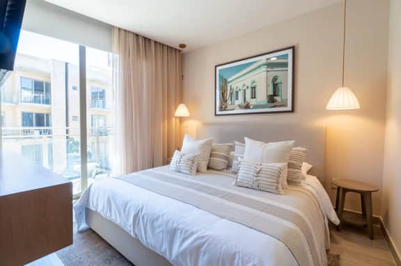 Contemporary 2BR Getaway | Upper Floor | Gated Complex