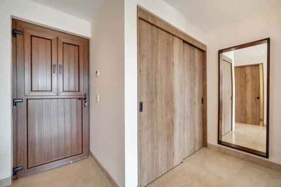One Bedroom Ocean View with Twin Beds