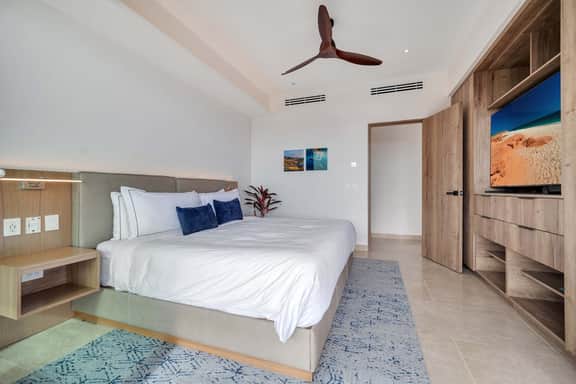 Three Bedroom Ocean View with Plunge Pool