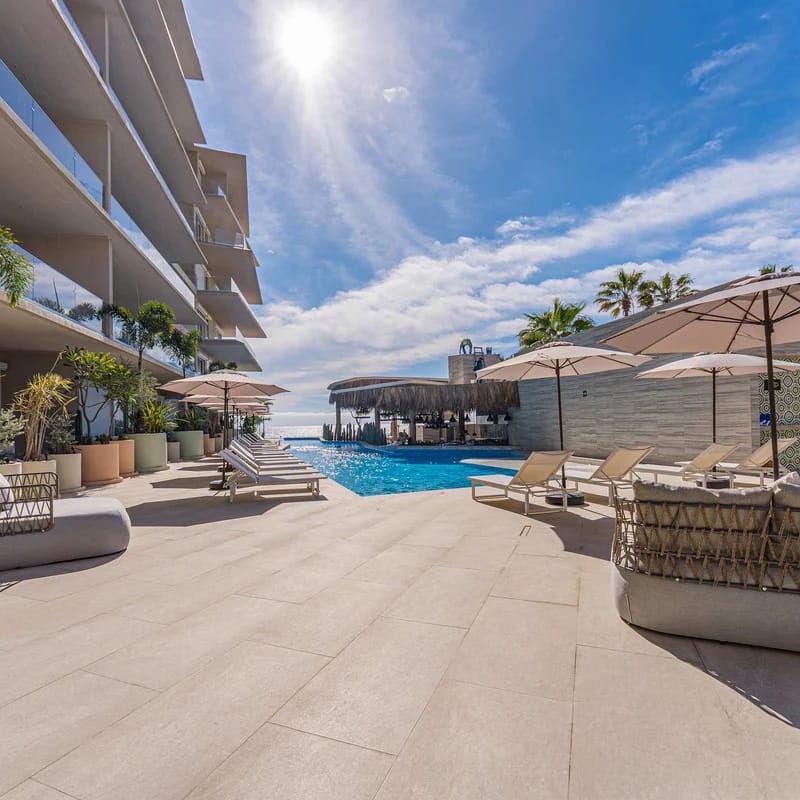 One Bedroom Pool View with Plunge Pool